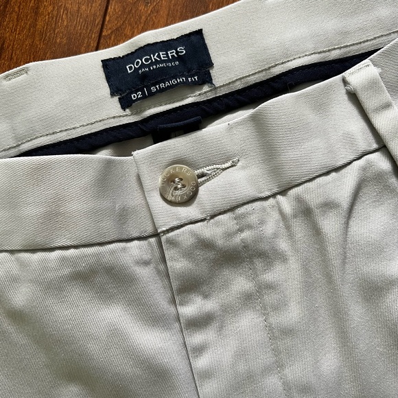 Dockers D2 Straight Fit 100% Cotton Khaki Pants Size 36 x 32 - Picture 12 of 12